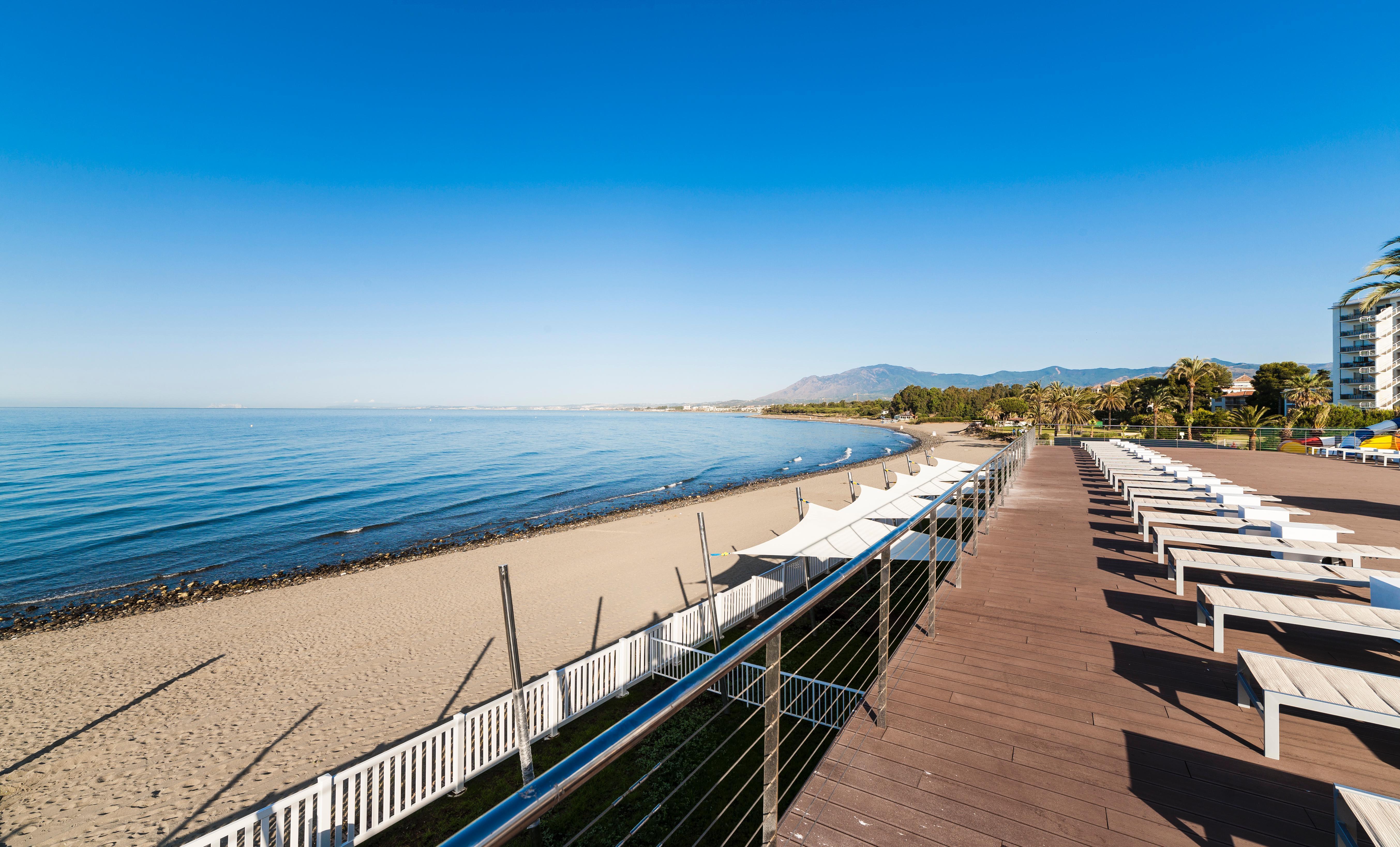 Globales Playa Estepona Hotell Eksteriør bilde